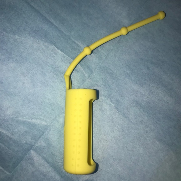 10ml Essential Oil Roller Key Chain/ Bag Holder - Picture 3 of 4